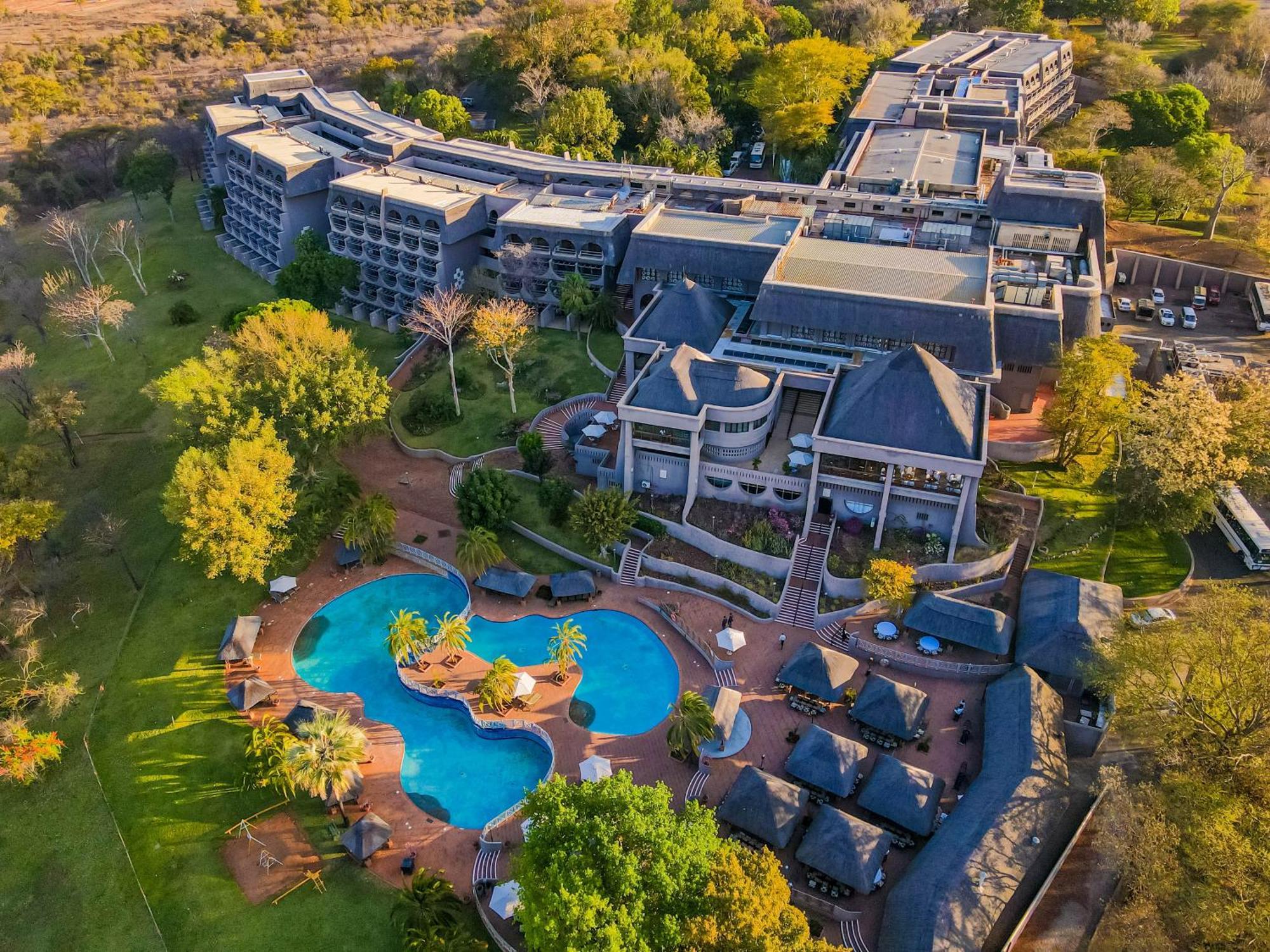 Elephant Hills Resort Victoria Falls Eksteriør bilde